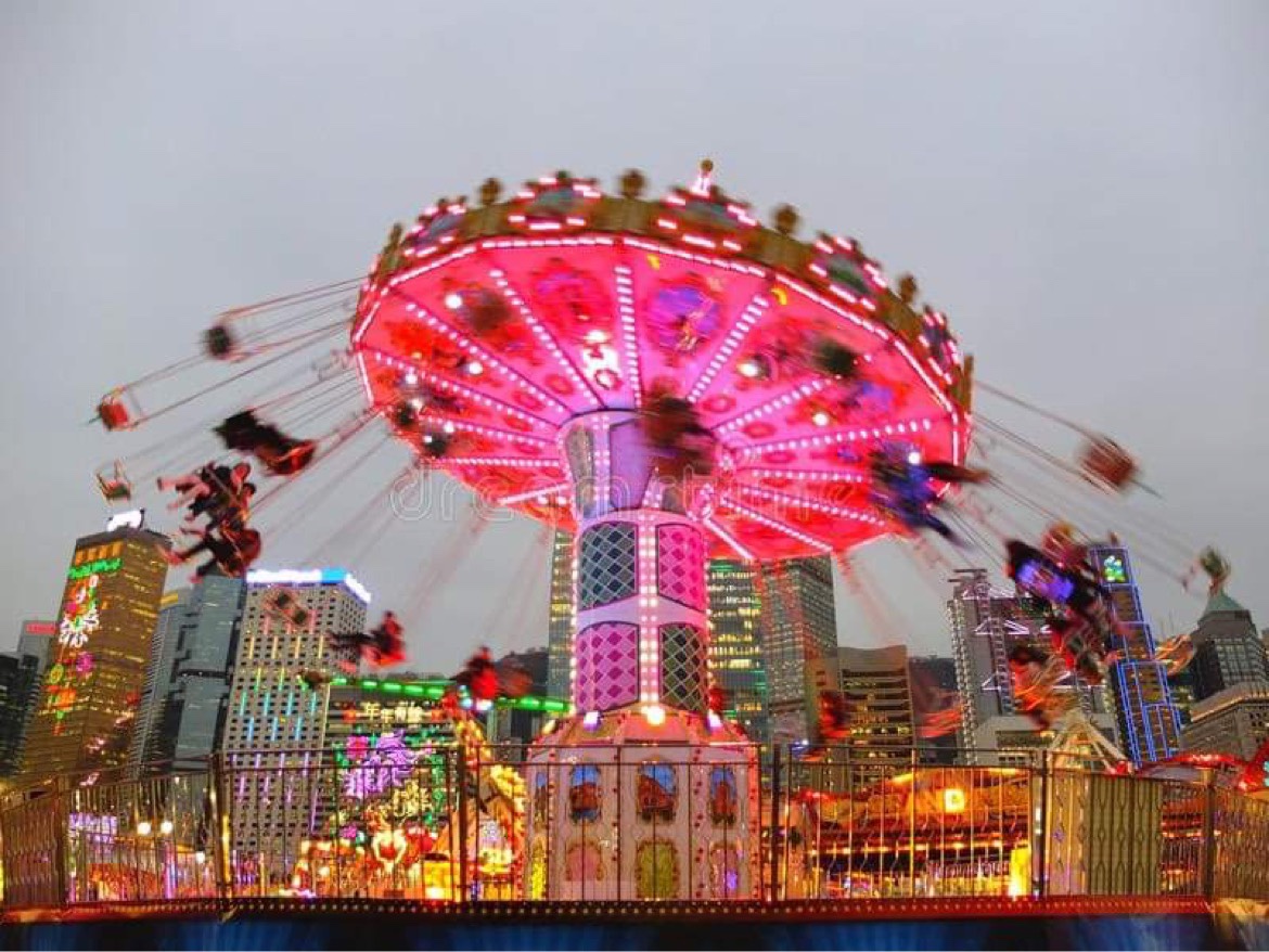 Leigh Danters And Sons Fun Fair Fairground Rides In Gloucestershire